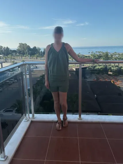 Alice, 38
