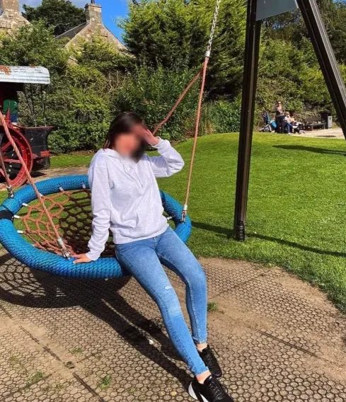 Annelie, 37