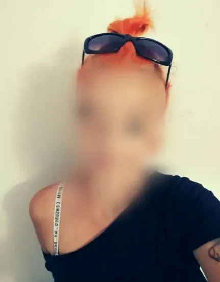 Caroline, 35