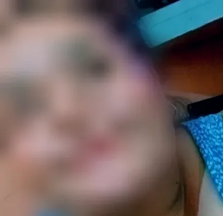 Emilia, 29