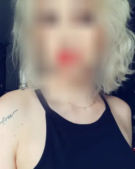 Emina, 37