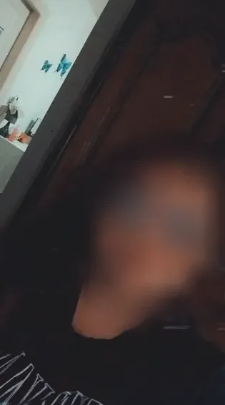 Emina, 25
