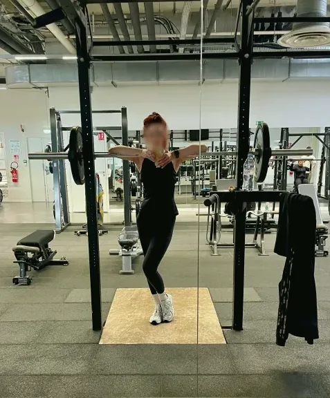 Jasmine, 37