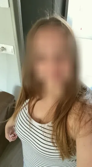 Maja, 29