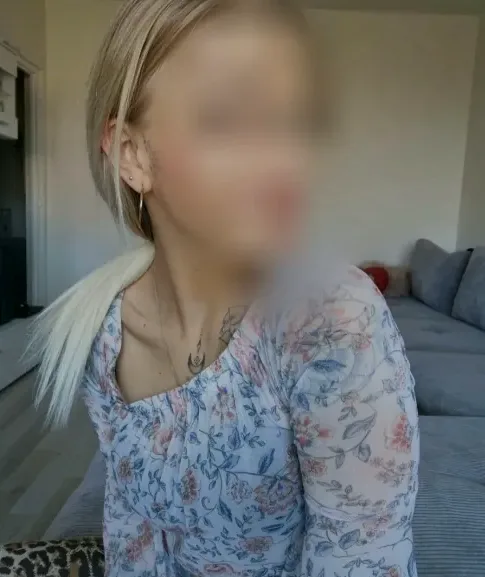 Monica, 21