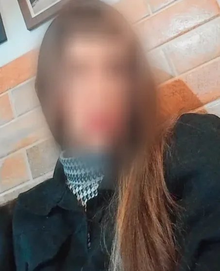 Selma, 25